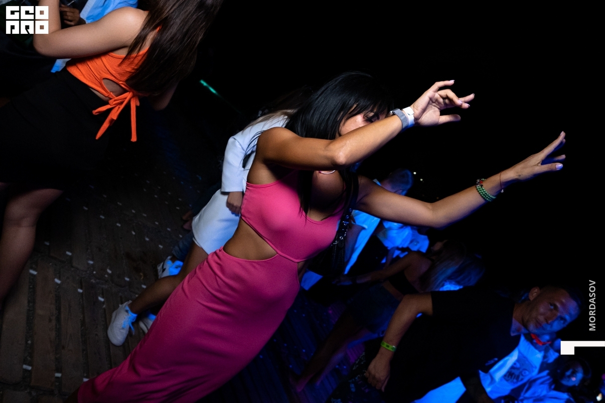 Saturday party 13
