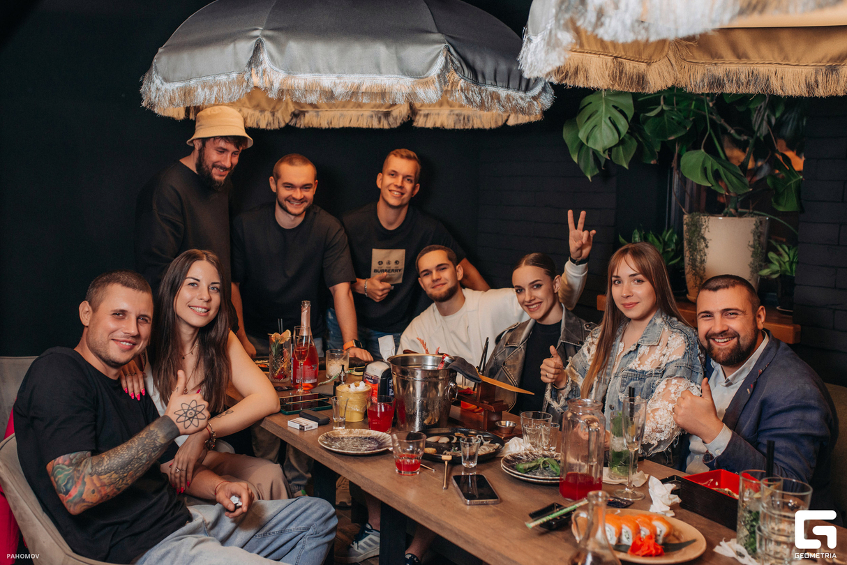 Saturday party 26
