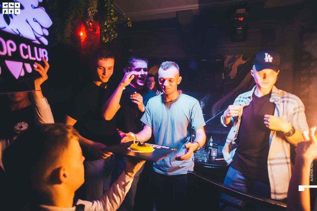 THE TOP CLUB WKND 25