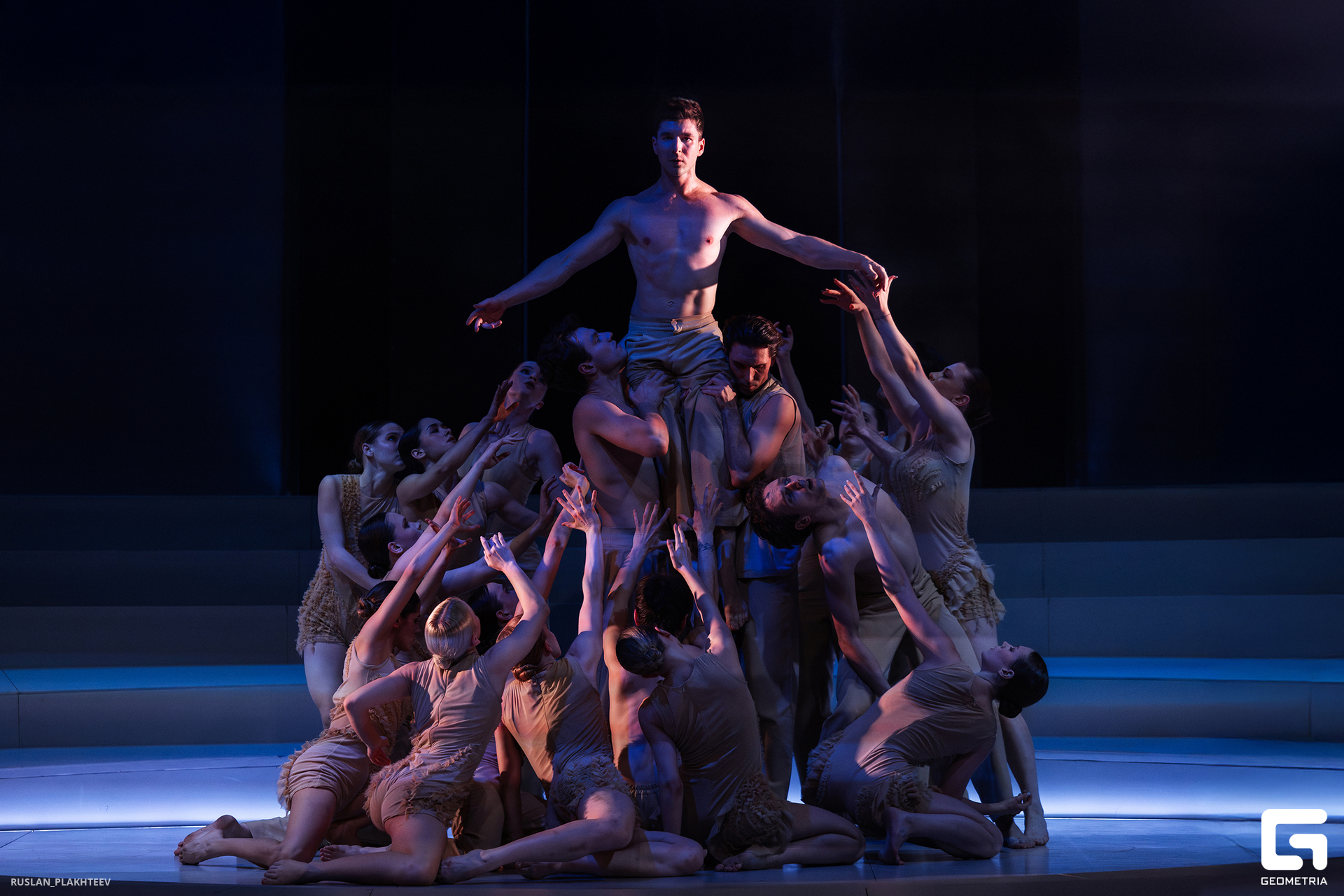 ruslan_plakhteev_001043.jpg