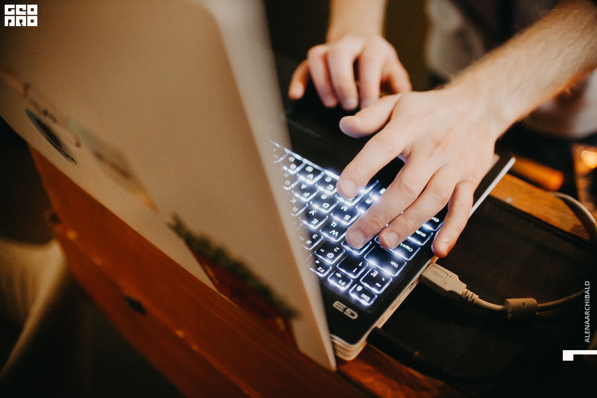 2021-10-22 21-03-01_alenaarchibald030.JPG