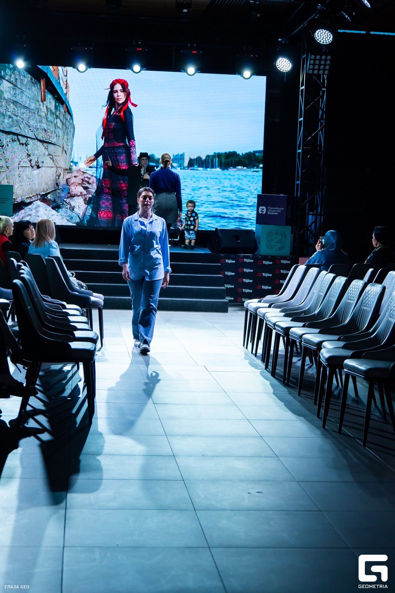 photo 85_resized.jpg