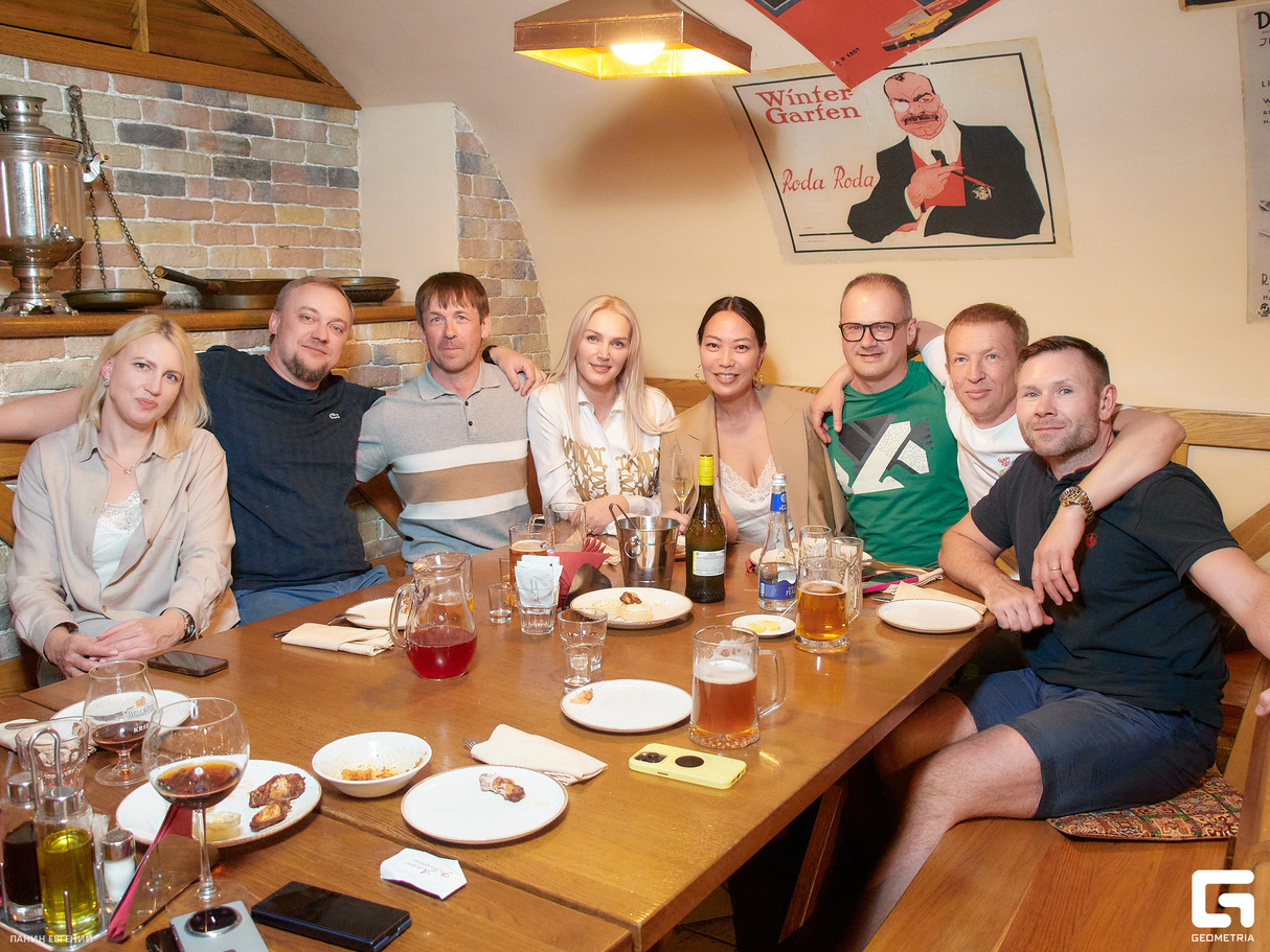 ПРАЗДНИЧНЫЙ БЕСПРЕДЕЛ! день рождение ресторана BIER HAUS 22 года 21
