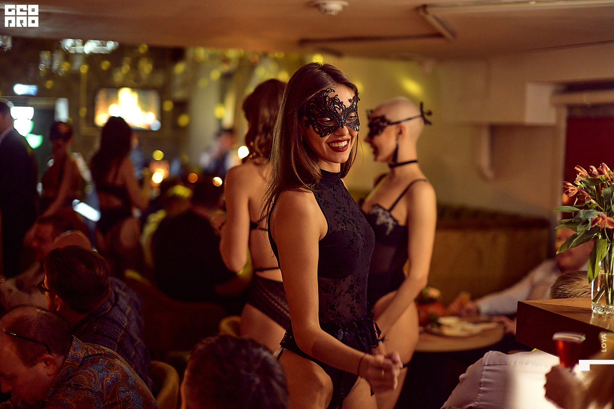 18+. Ужин по-взрослому в Pashkin Bar 22