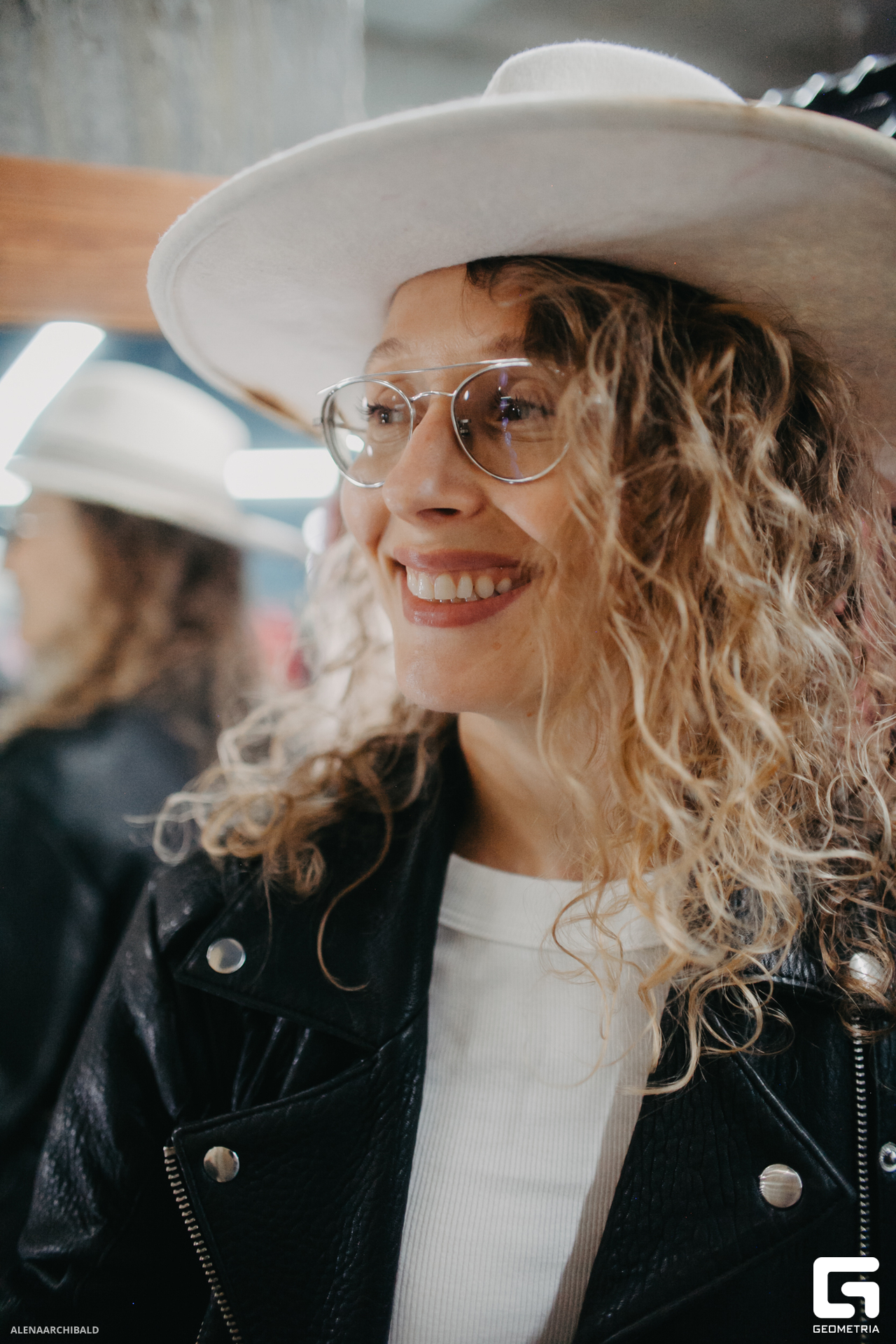 2023-04-27 18-46-35_alenaarchibald121.JPG