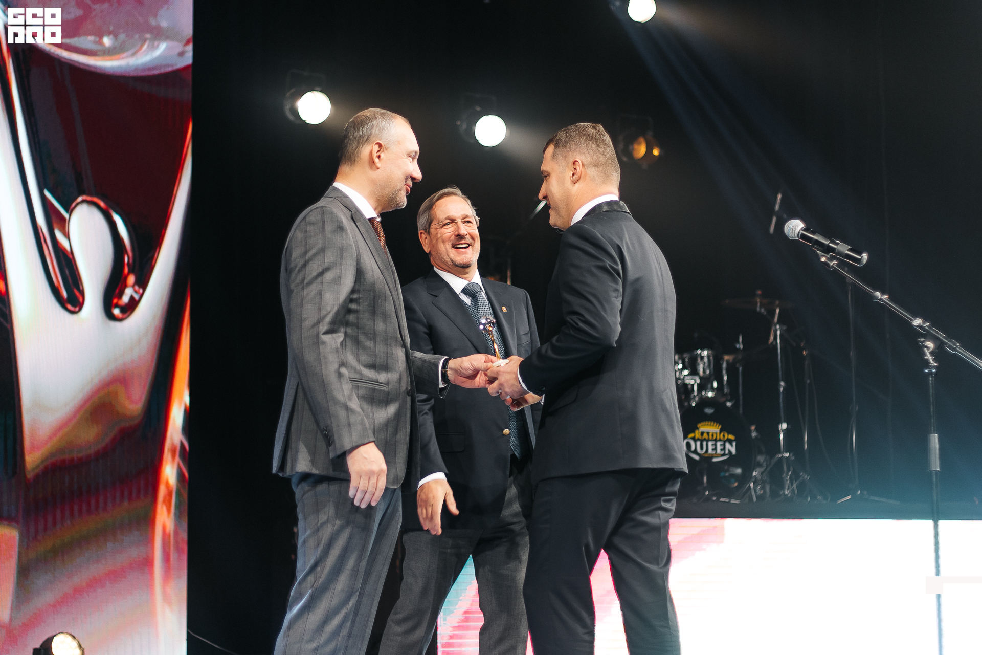 347_21-12-09 ISAEVA KASHIN SHVETS.jpg