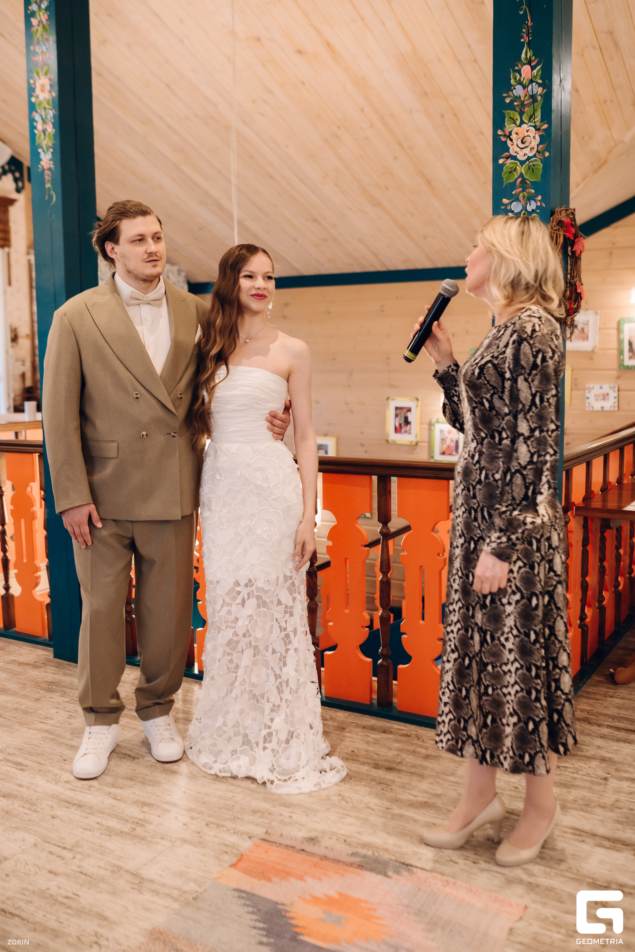 088-17-30-44-20-05-25- Zorin.jpg