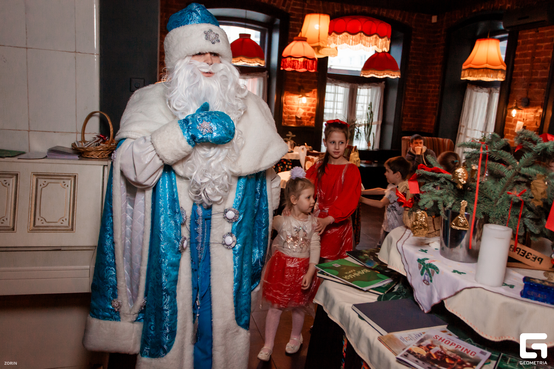 038-14-00-21-03-01-25- Zorin.jpg