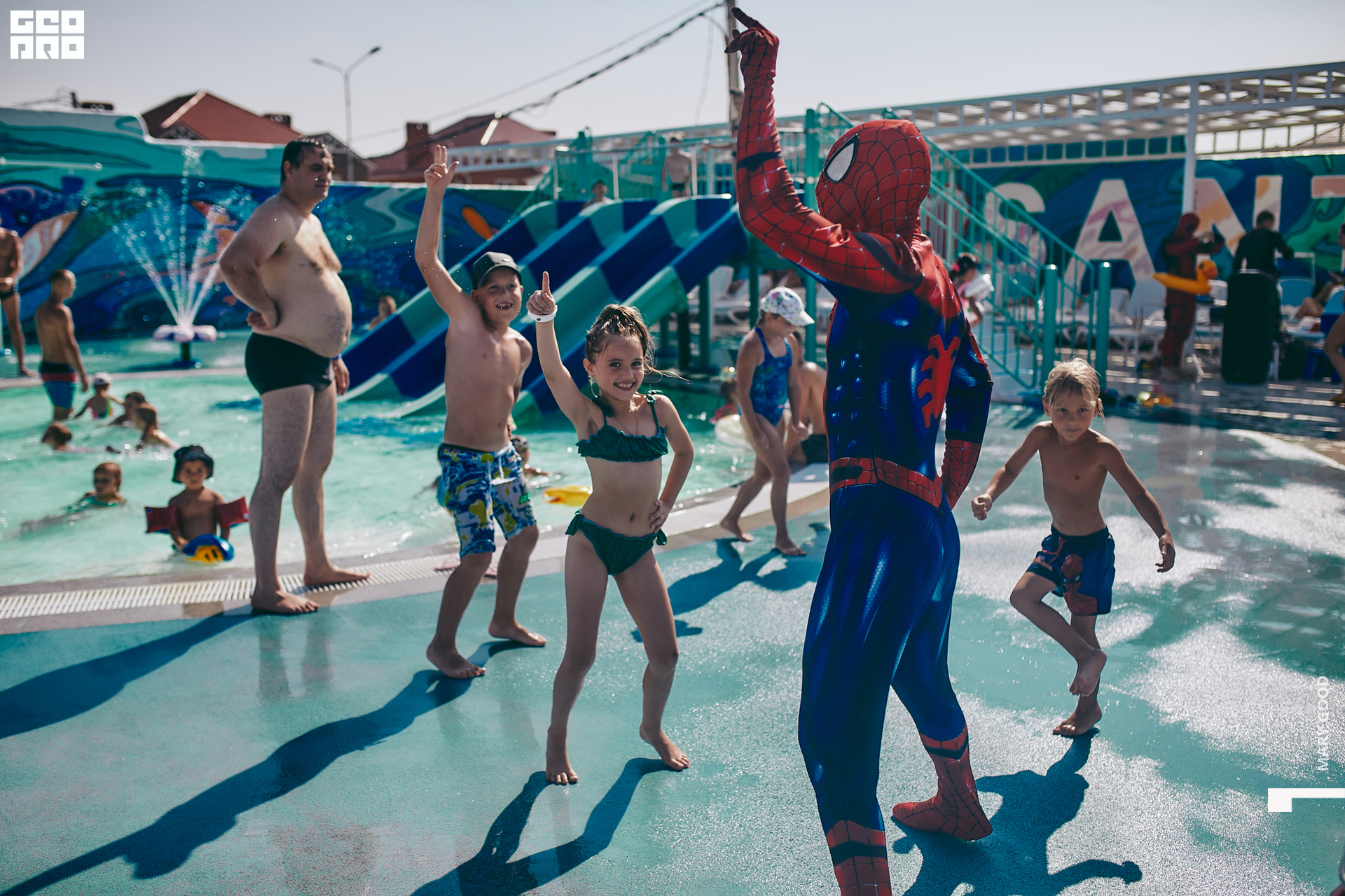 13.08.22 Santorini - Saturday070_6645.jpg