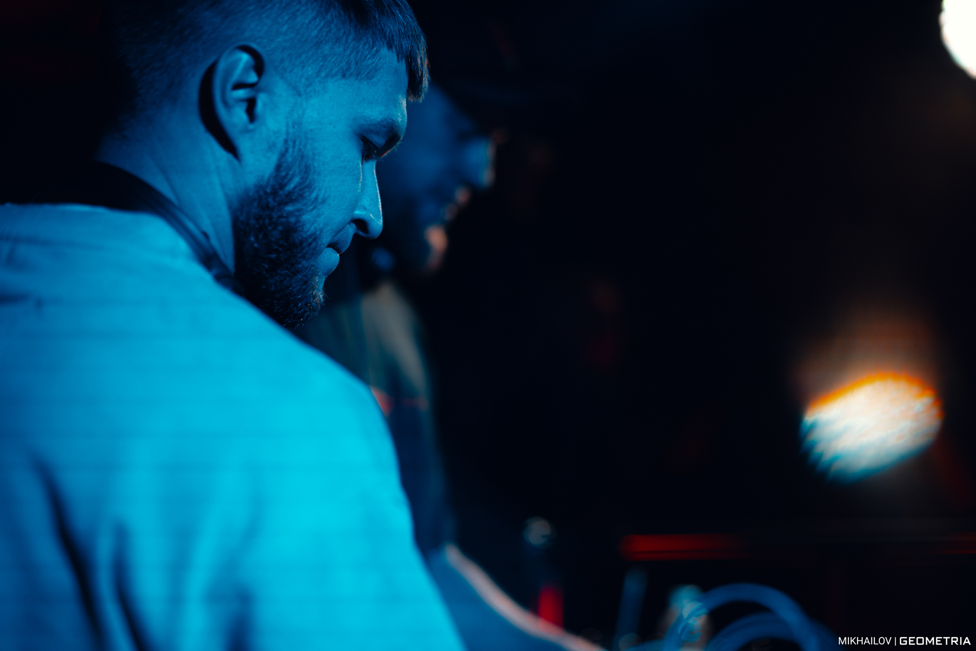 137-190425-0259 mikhailov-weblogo.jpg