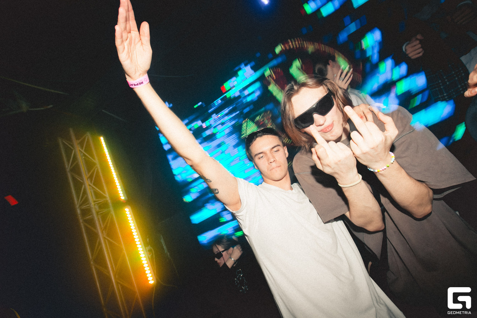 112 Repeat 21.10.jpg