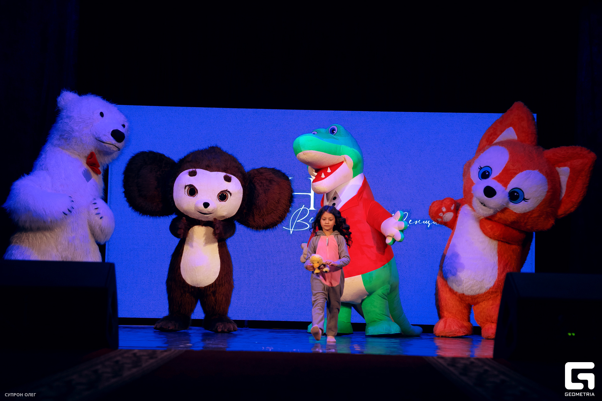 0N5A1002 копия.jpg