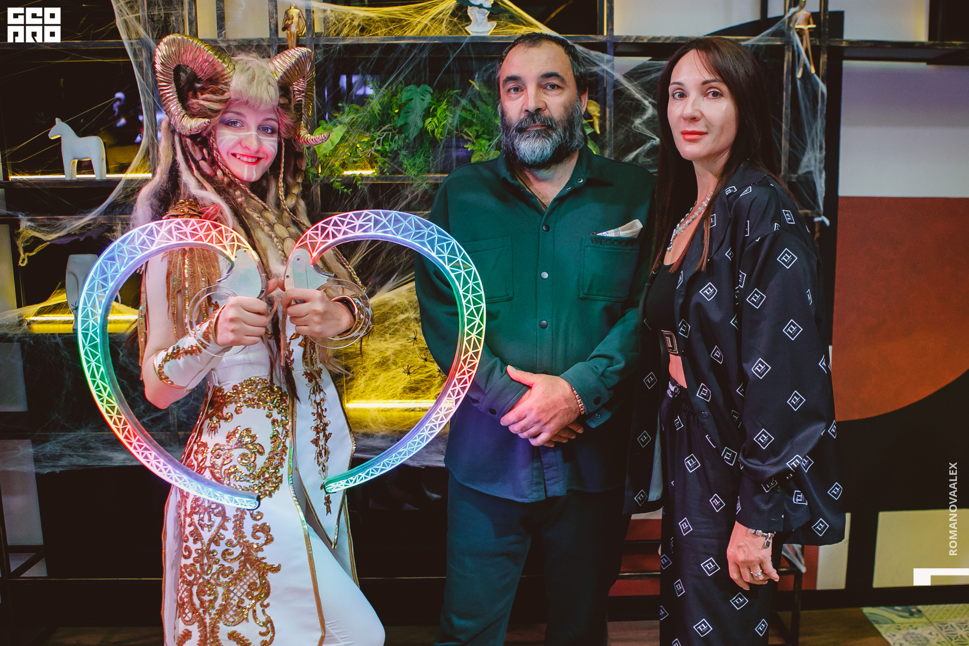 043 311022  014028 @romanovaalex.jpg