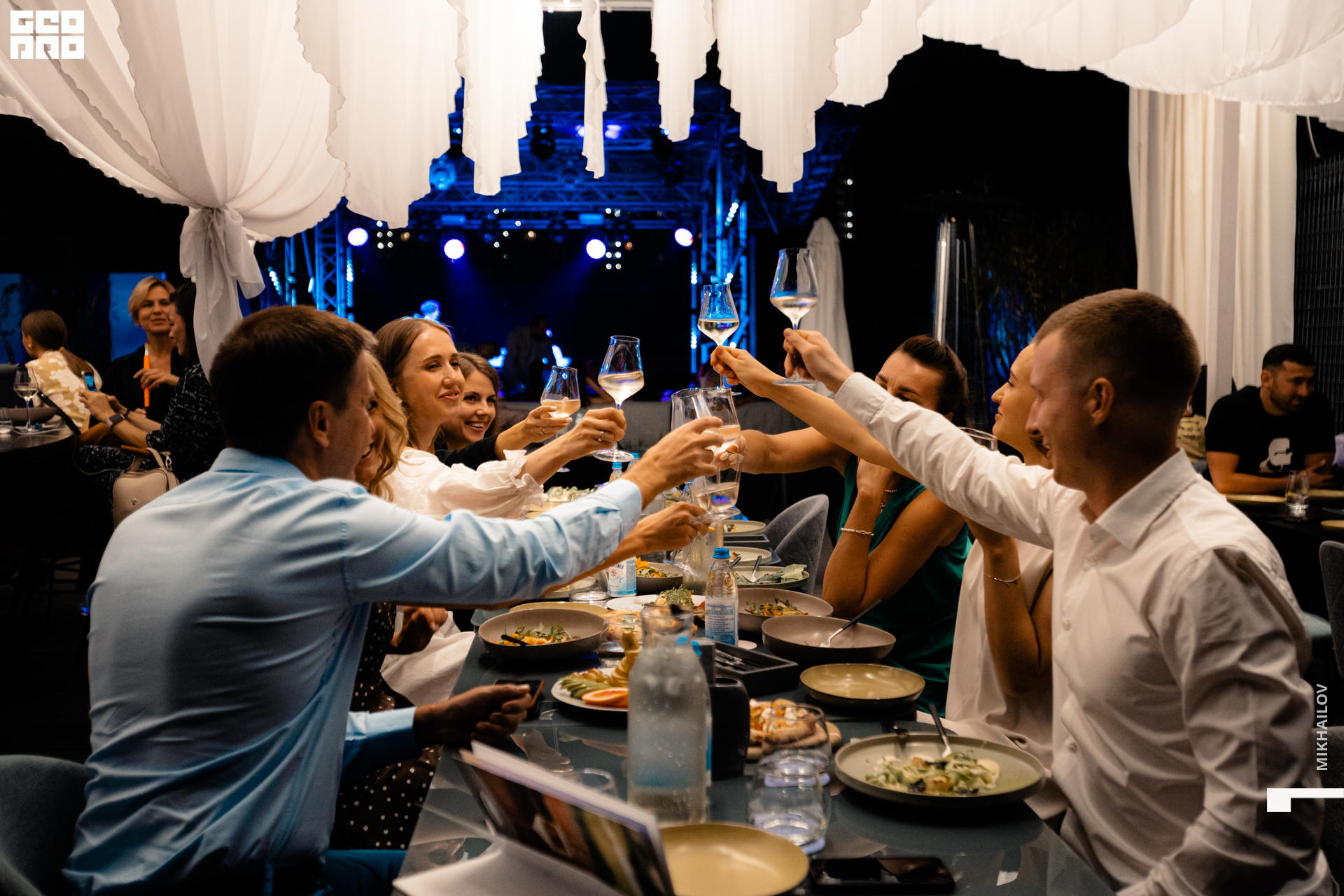 034-21-08-2021-19-24-Seasons - Mikhailov - 2560.jpg