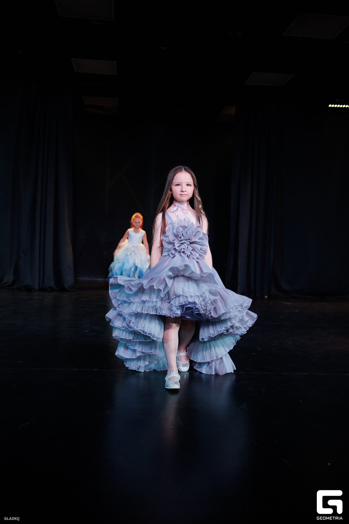 "Summer fashion day": отчетный показ модельного арт-агентства Black Diamond PRO 30