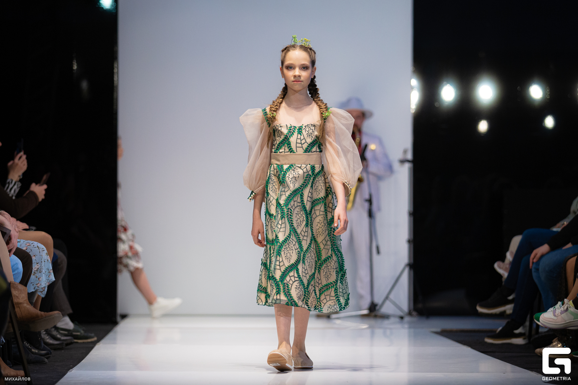 402-2304063812-Показ - Михайлов.JPG