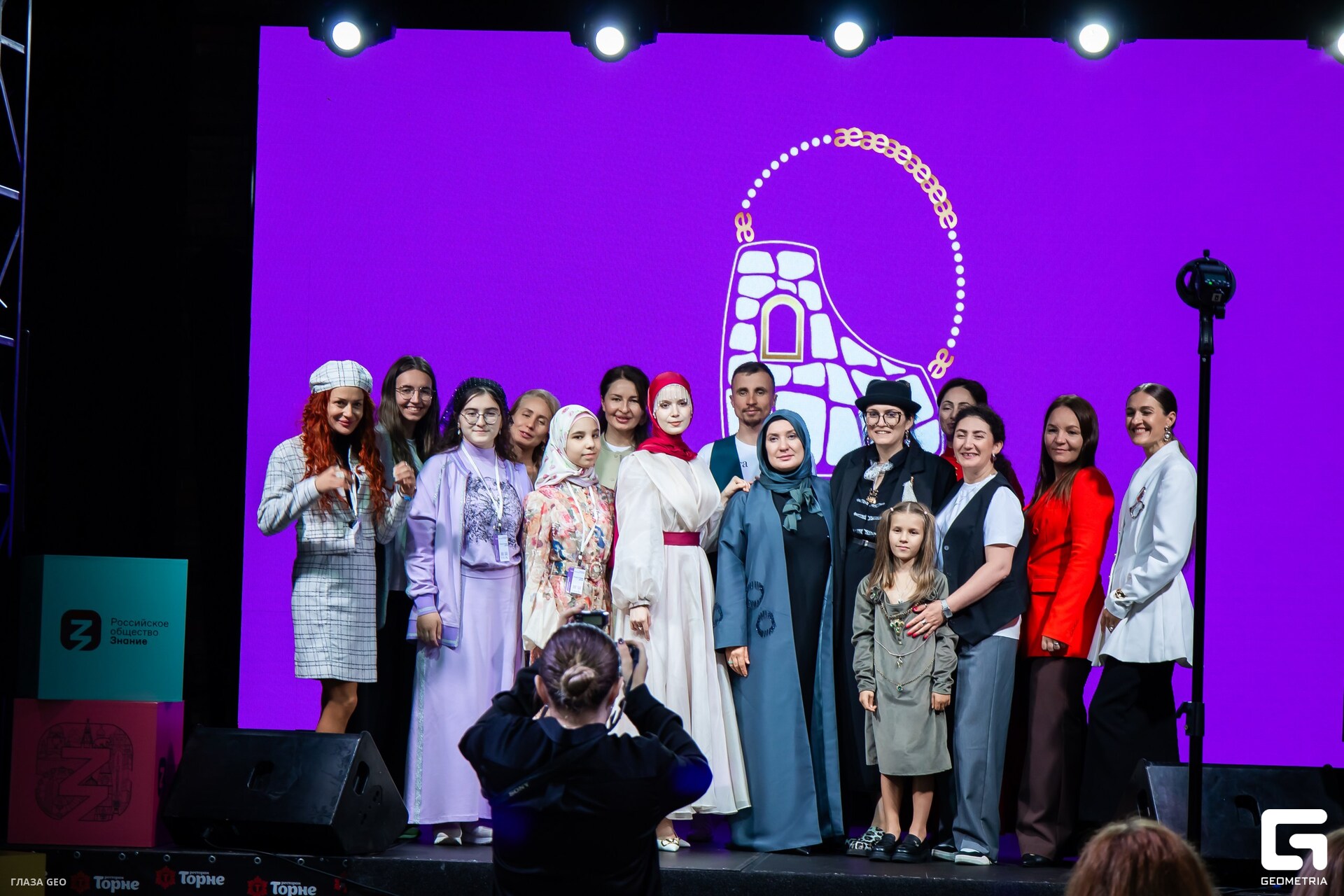 photo 200_resized.jpg