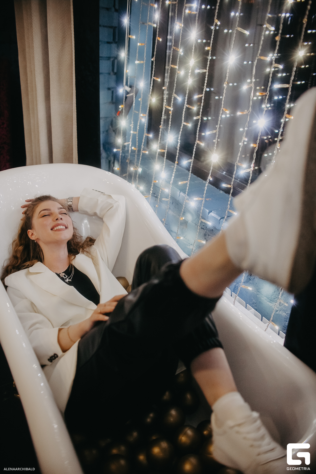 2023-04-08 00-27-04_alenaarchibald036.JPG