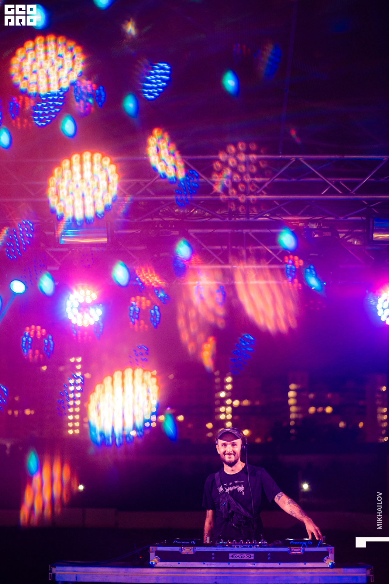 108-21-08-2021-21-07-Seasons - Mikhailov - 2560.jpg