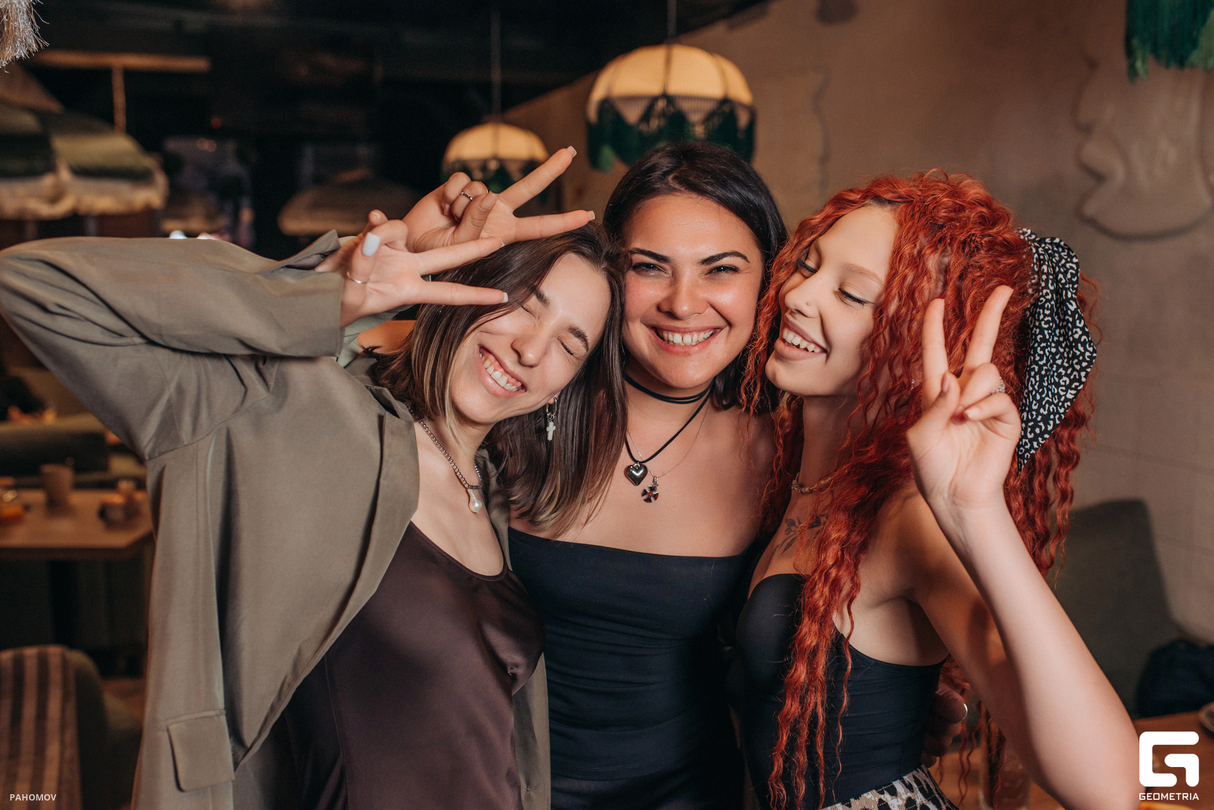 Saturday party 22