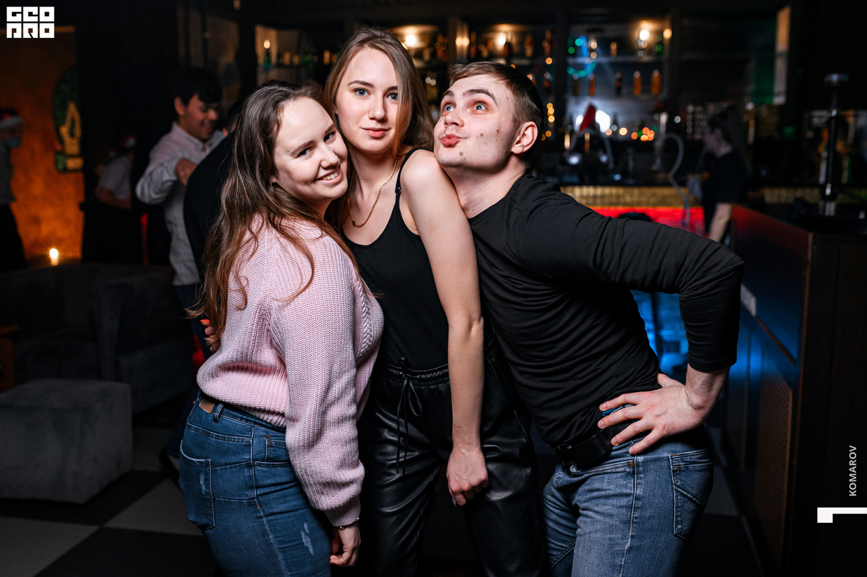 День Рождения Мята Lounge на Челюскинцев 7