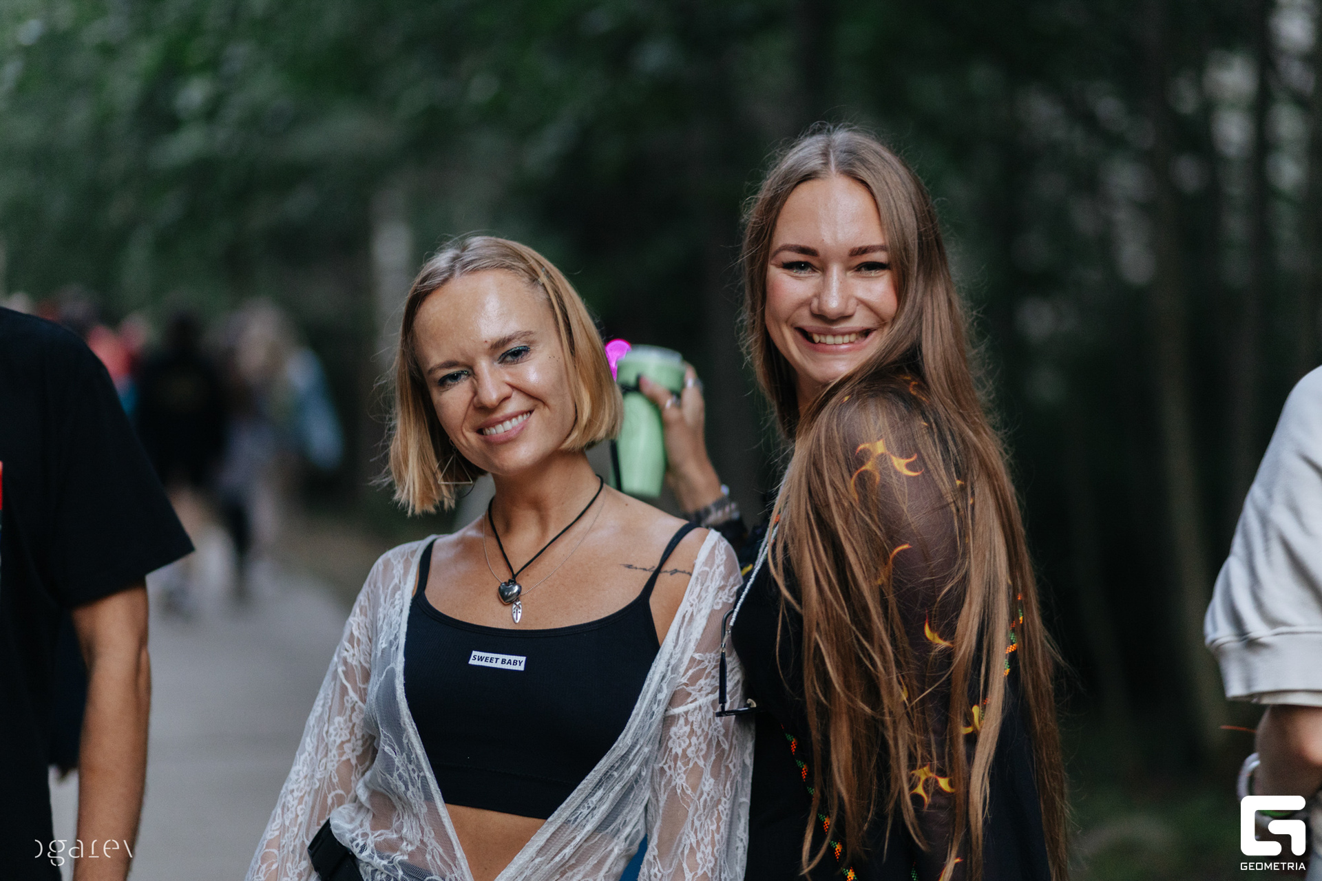 OUTLINE 2024-427-193.jpg