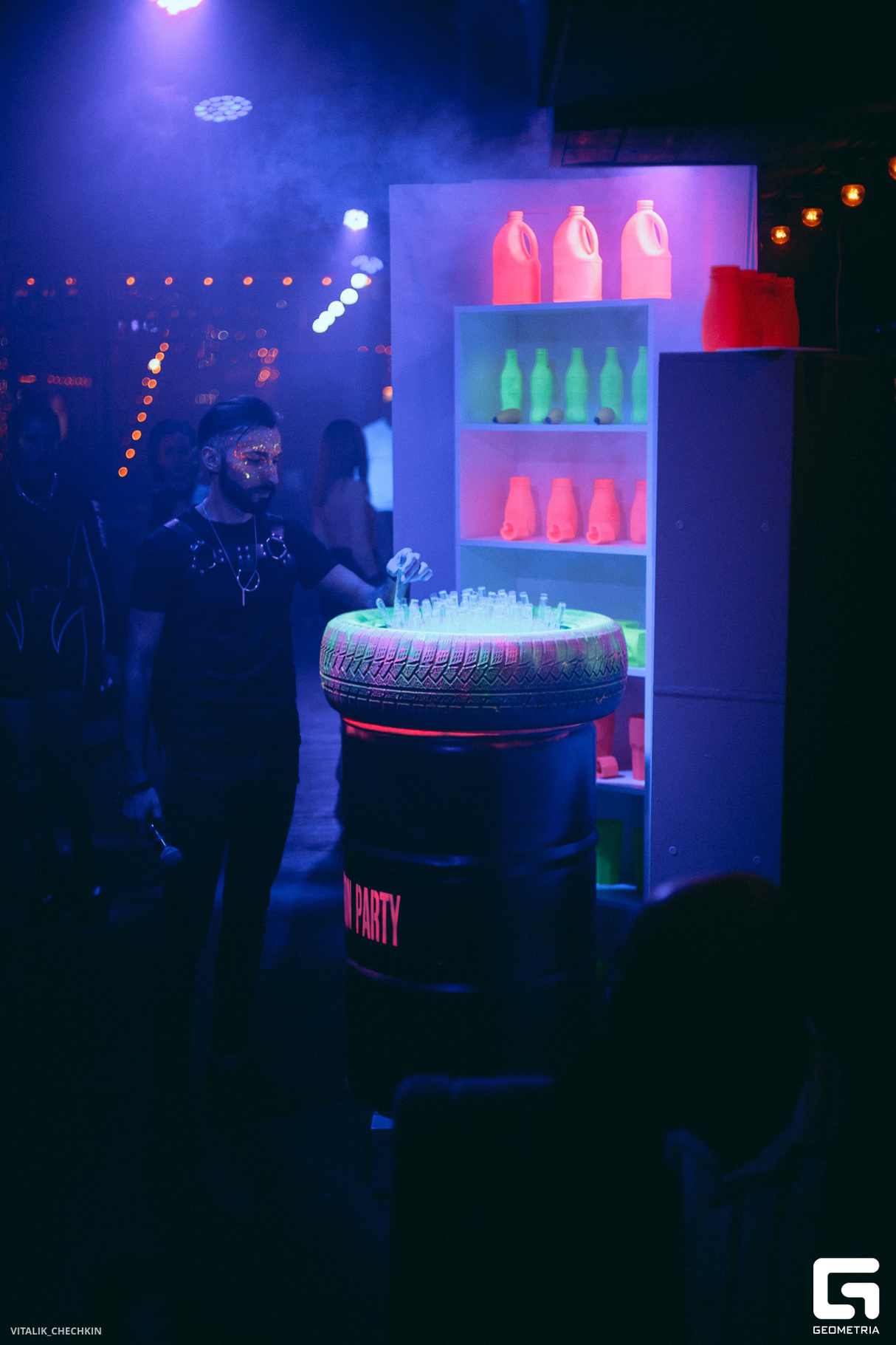 NEON в ЧАЙКЕ на Пляже 29