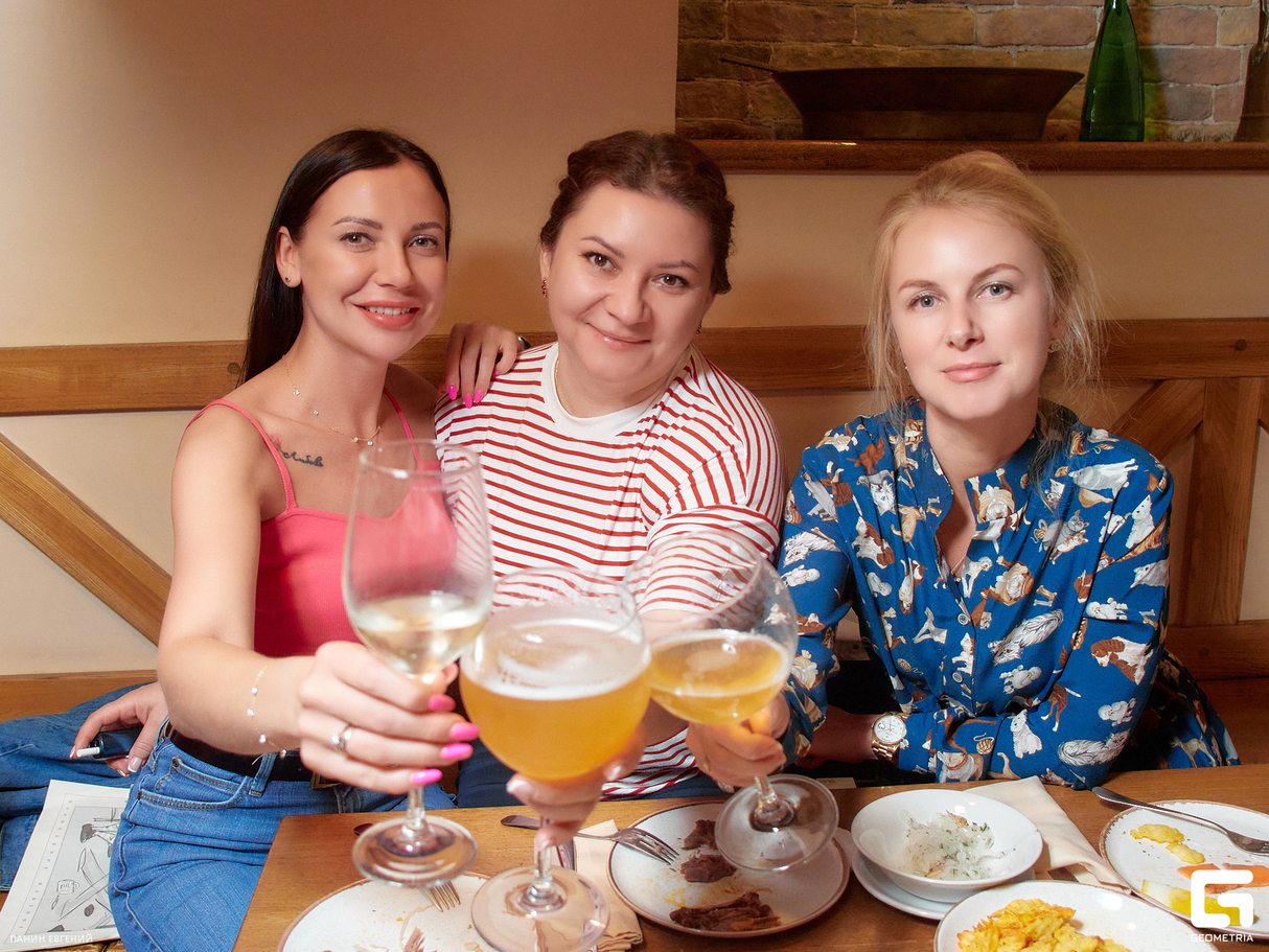 ПРАЗДНИЧНЫЙ БЕСПРЕДЕЛ! день рождение ресторана BIER HAUS 22 года 17