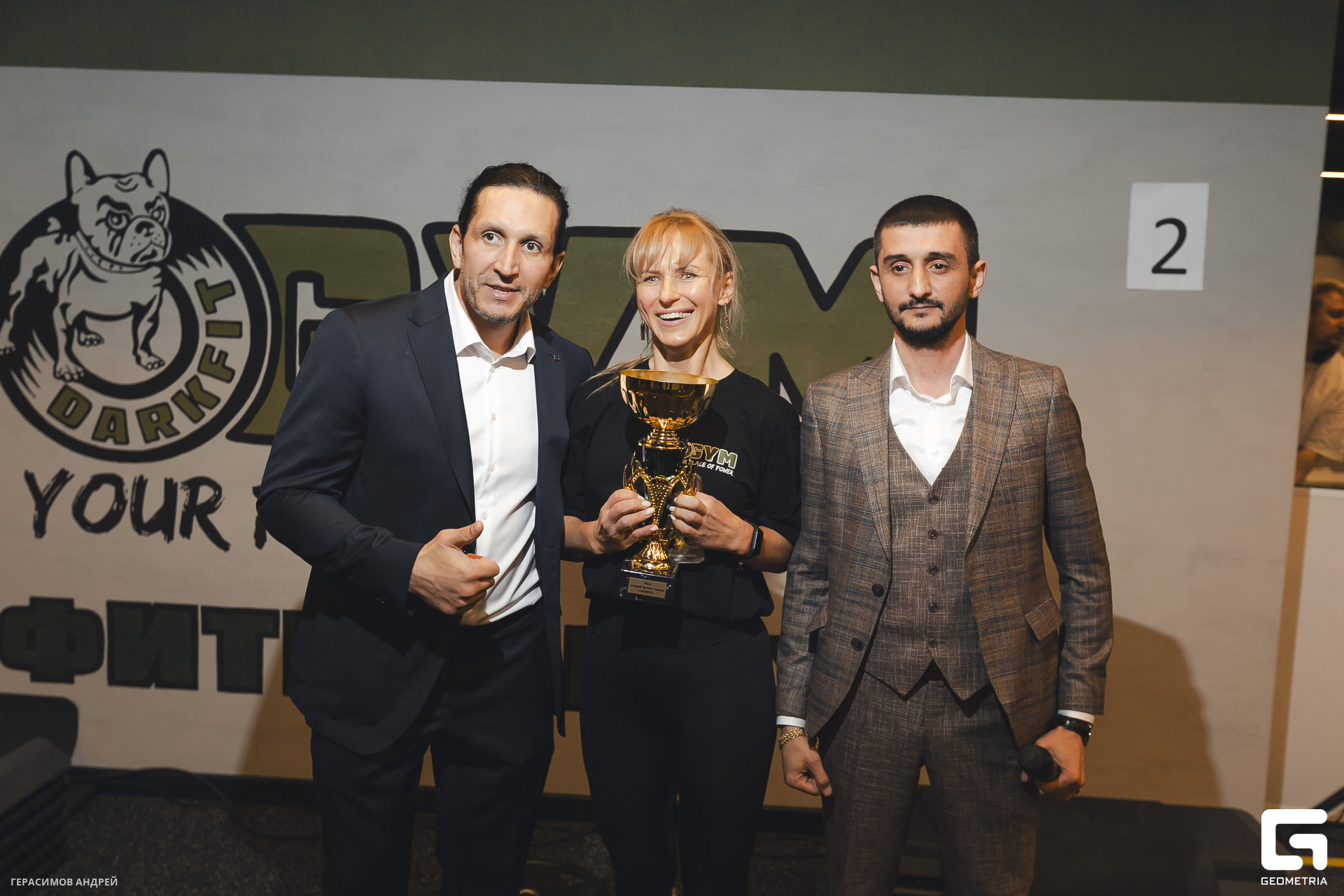 199 Dark Fit 10. 03.jpg