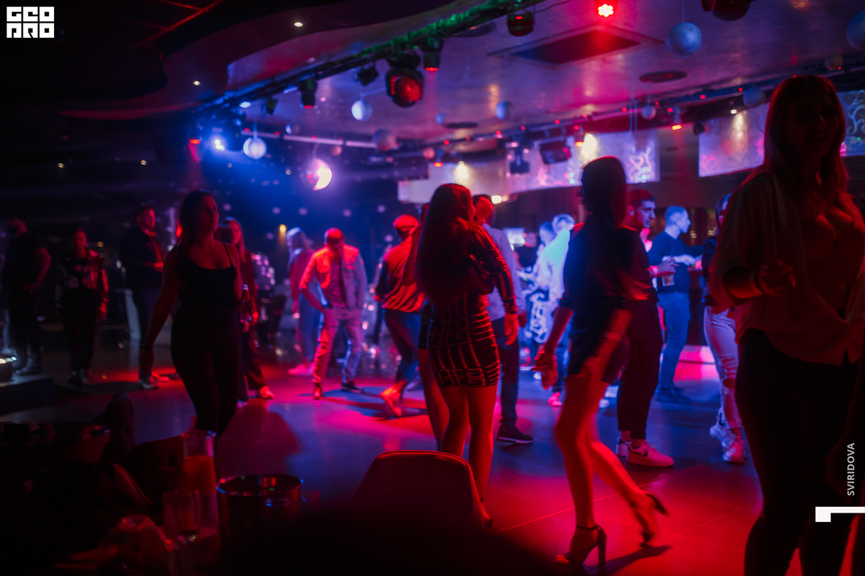 Fashion Never Sleeps! Saturday Party at Fashion Club & Restaurant Praha 22