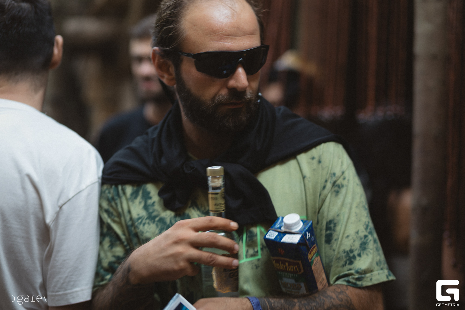 OUTLINE 2024-427-299.jpg