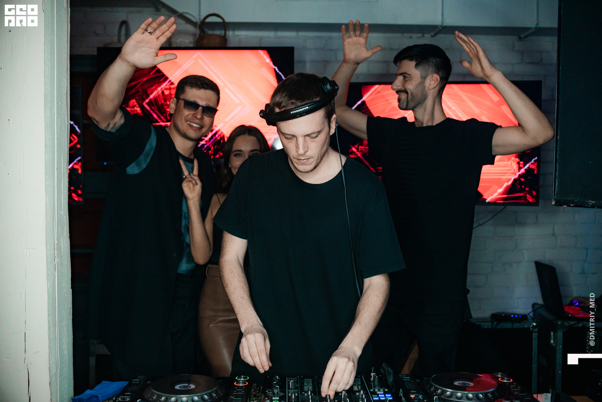 Фотограф @dmitriy_med  -0093.jpg