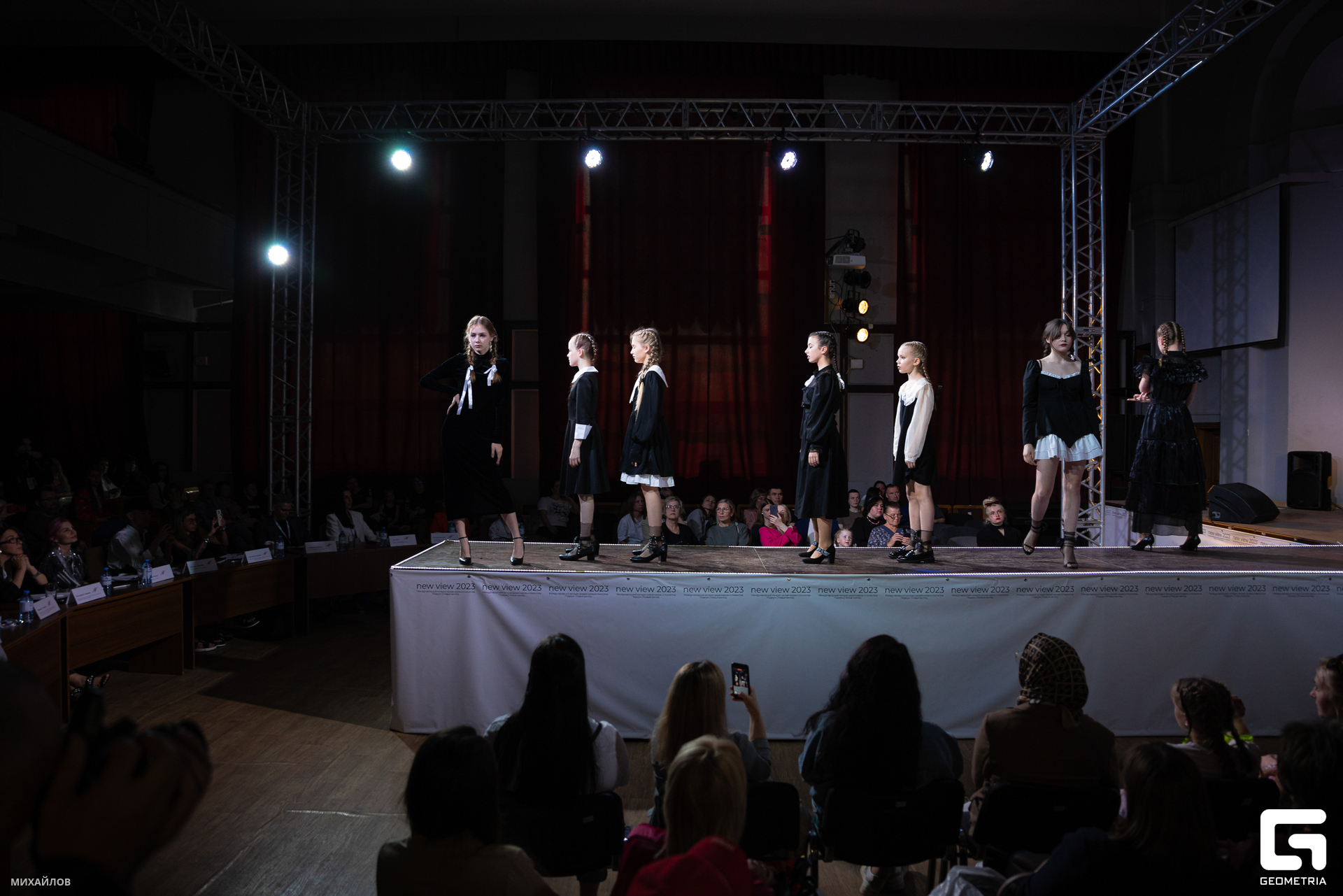 282-2305205152-Показ - Михайлов - 2560.JPG