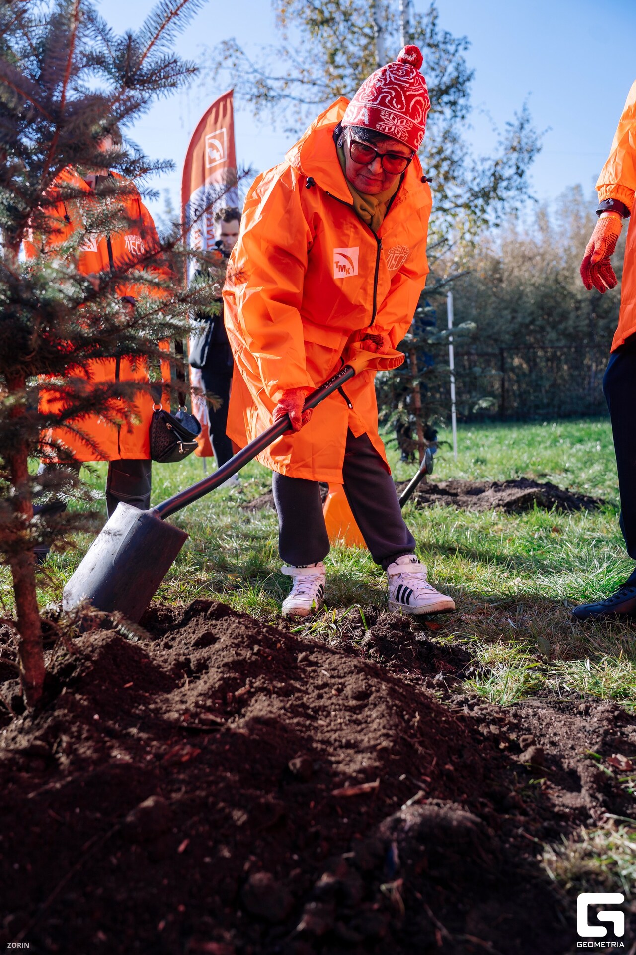 032_11-06-41 _07-10-25_Zorin_resized.jpg