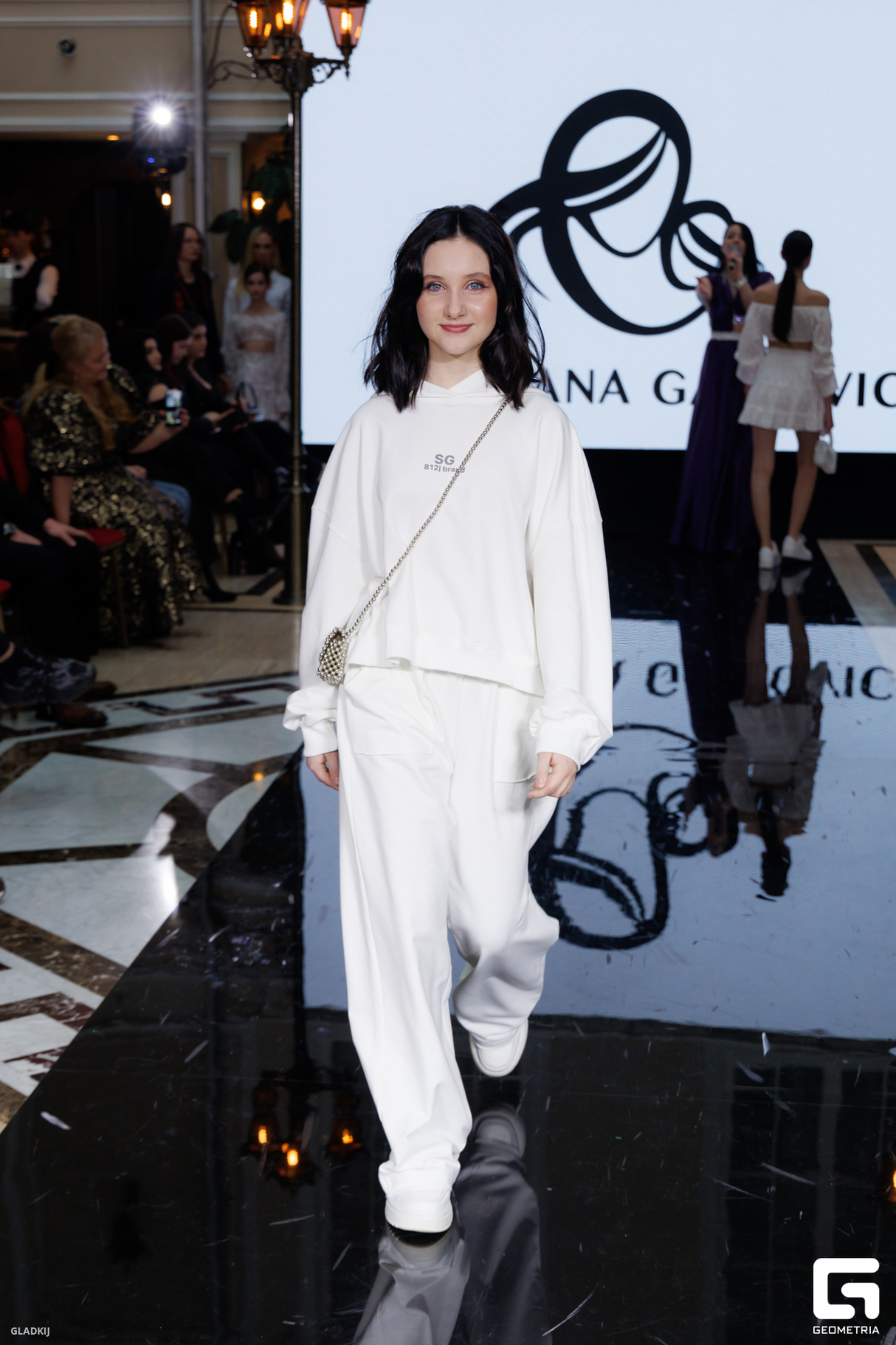 GEO FASHION WEEK 2025 ВЕСНА - DAY 2 PART 6 9