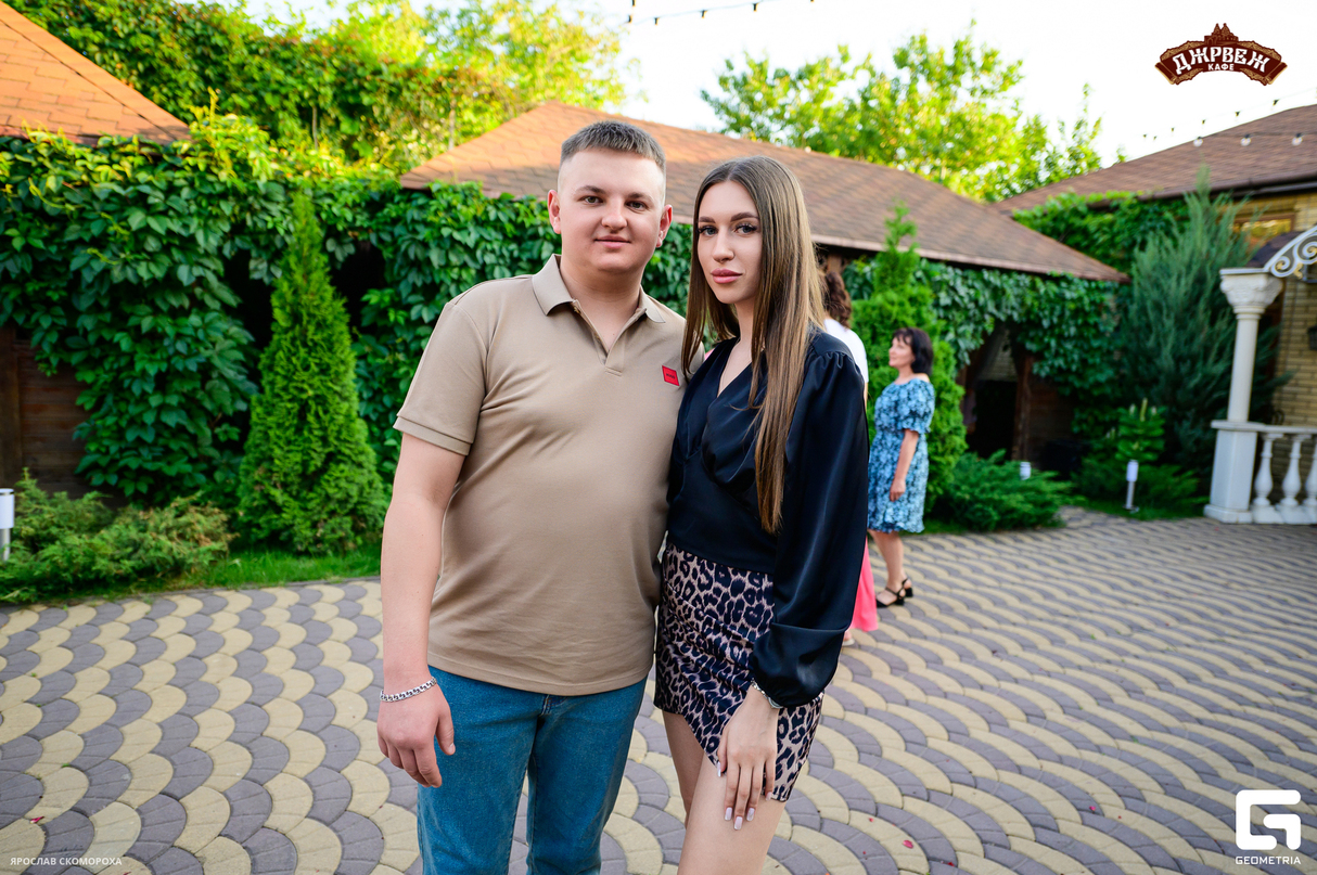 Суббота в кафе "Джрвеж" 30