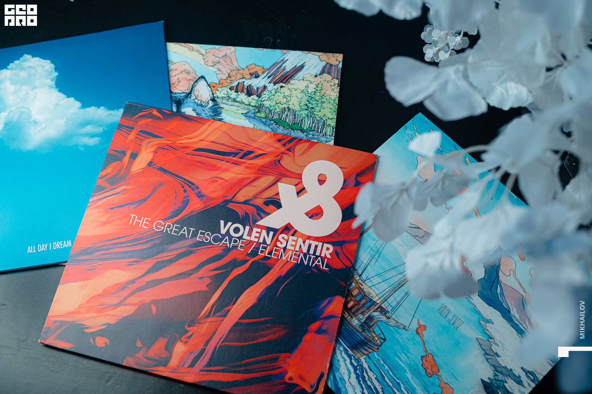 002-11-04-2021-01-20-We are - Mikhailov - 2560.jpg