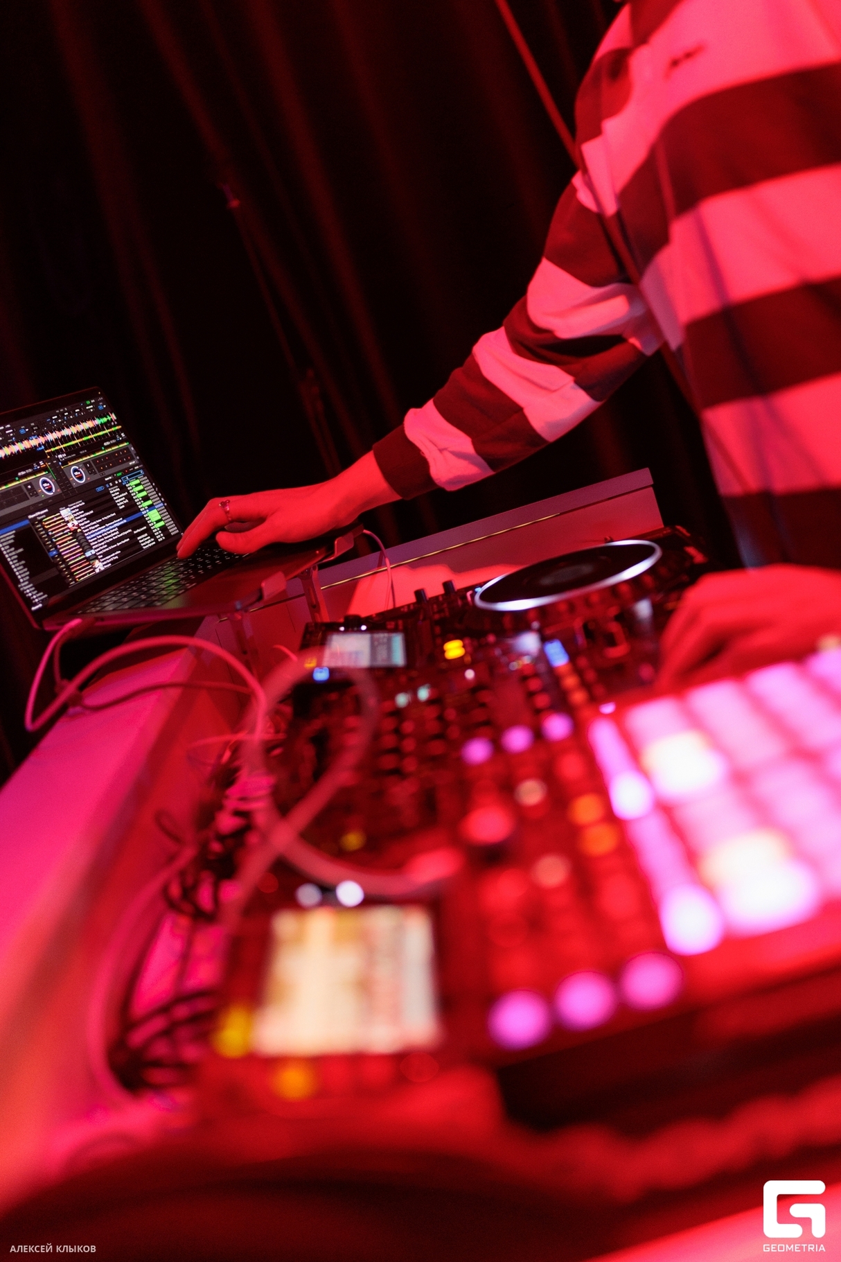 Saturday party 24