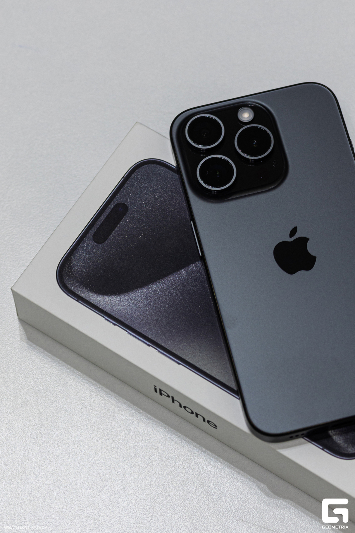 Презентация iPhone 15 в iQmac 29