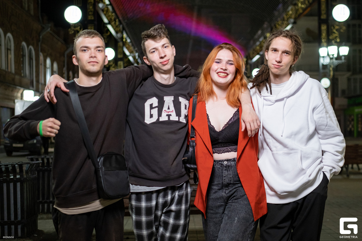 Пятница в баре Americanka 9