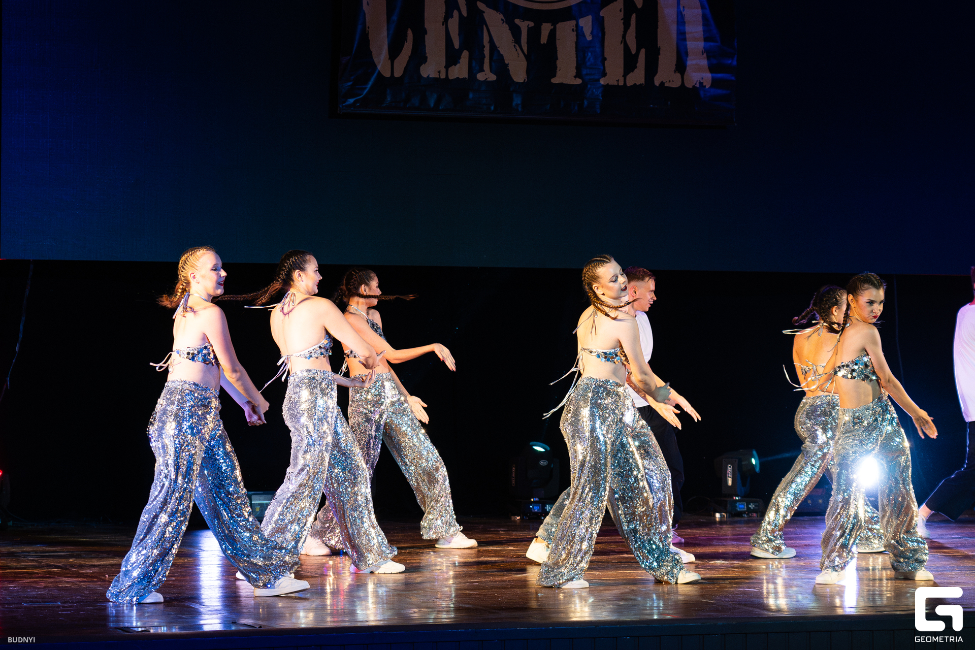 DSC08304-Улучшено-Ум. шума.jpg