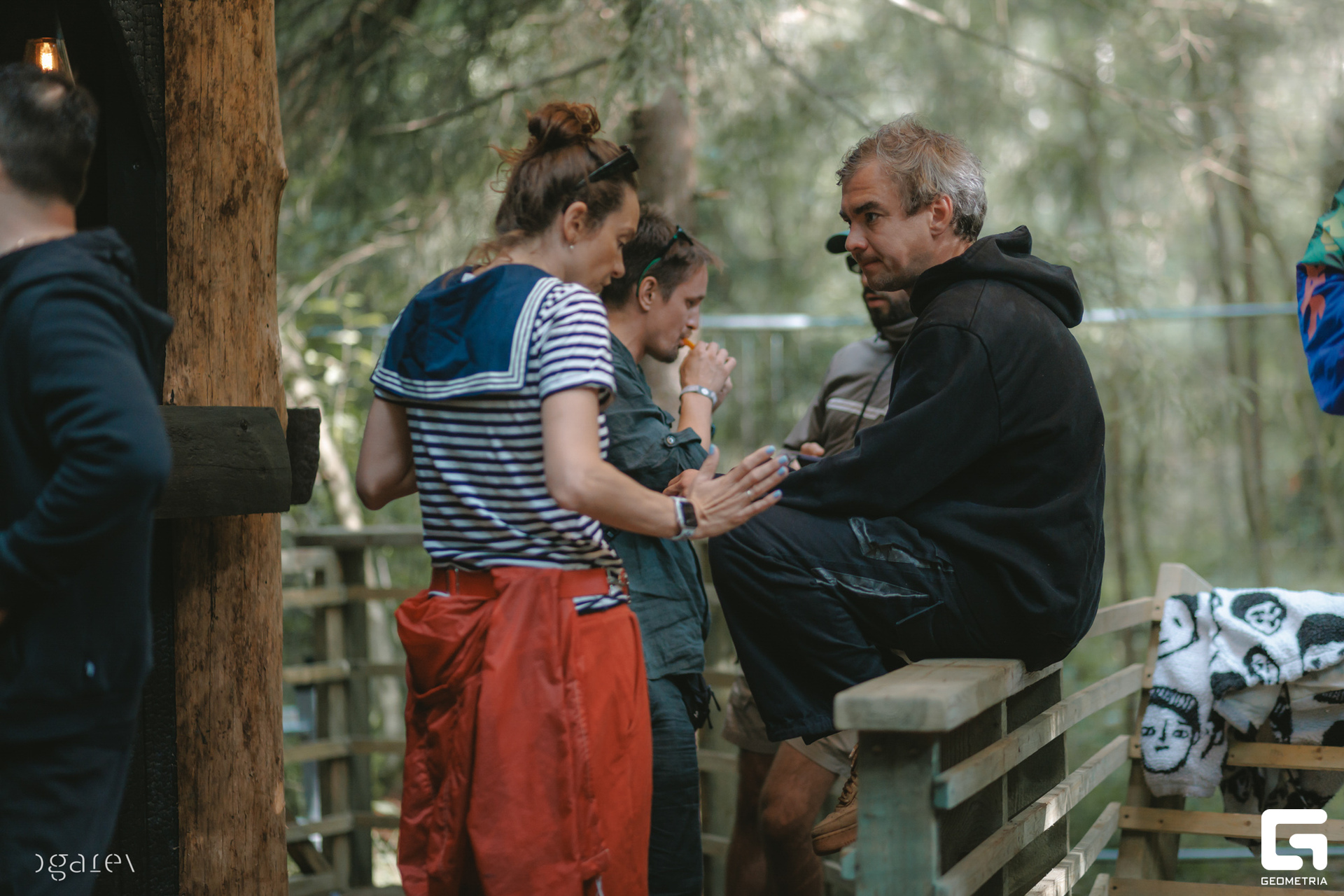 OUTLINE 2024-427-287.jpg