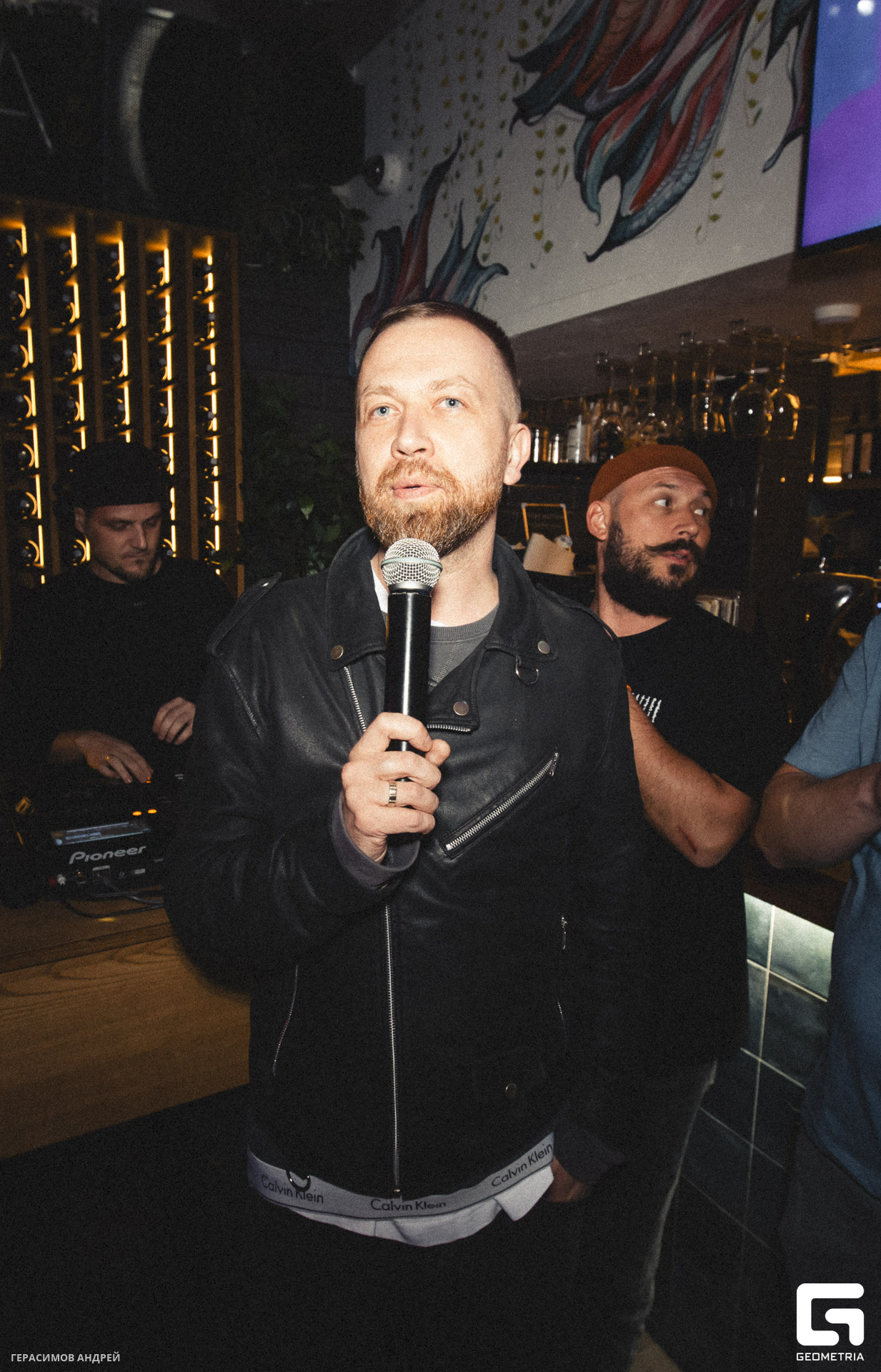 056 Свиристели 5. 04.jpg