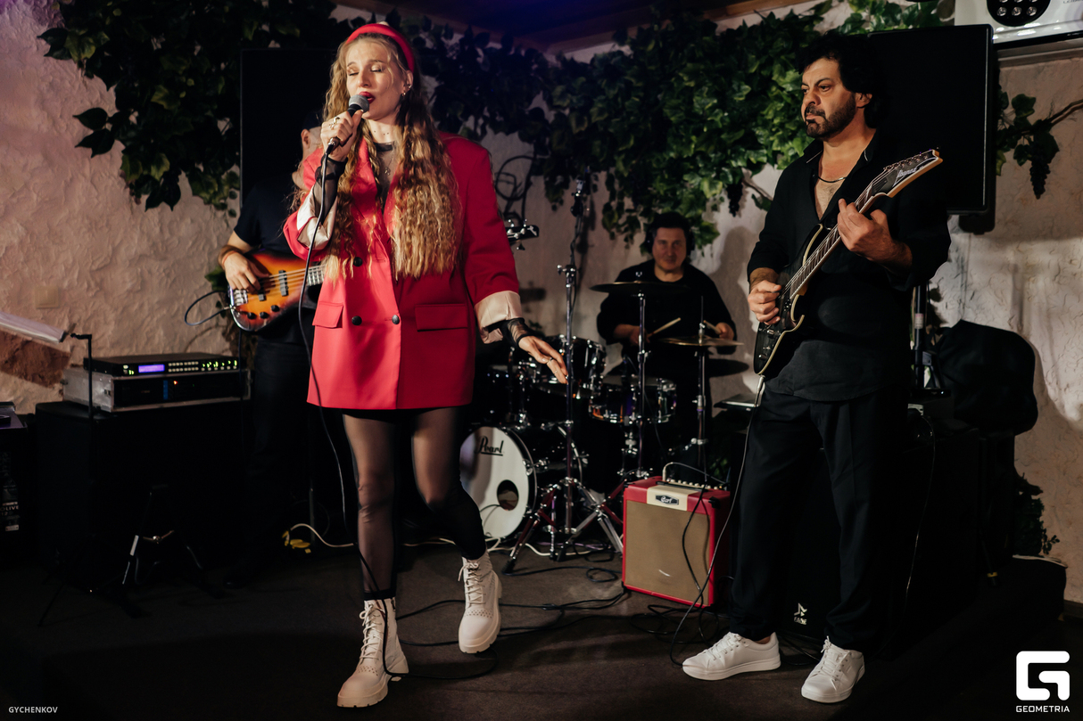 SANTA LUCIA band в ГАМАРДЖОБА 7