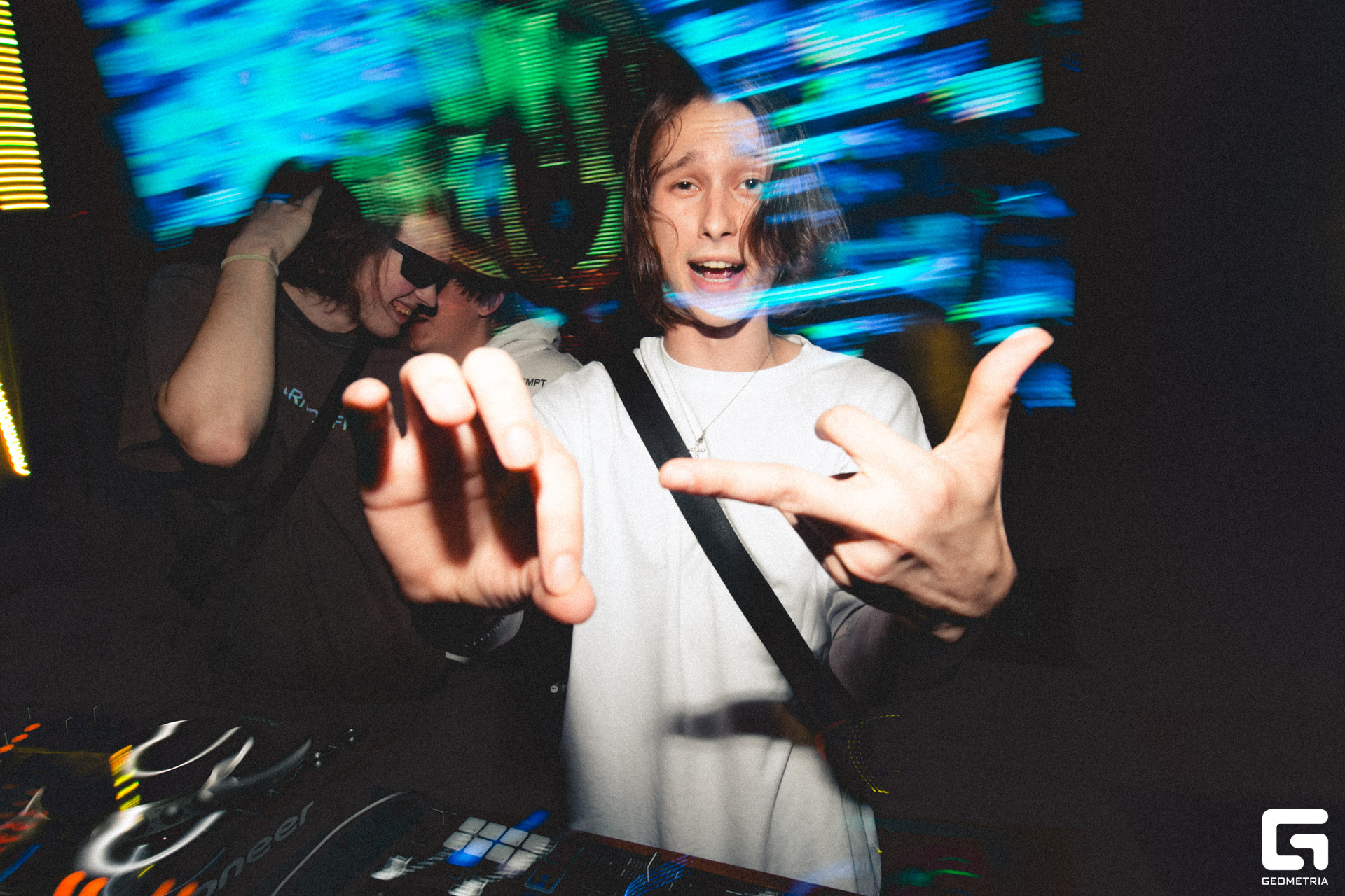 057 Repeat 21.10.jpg