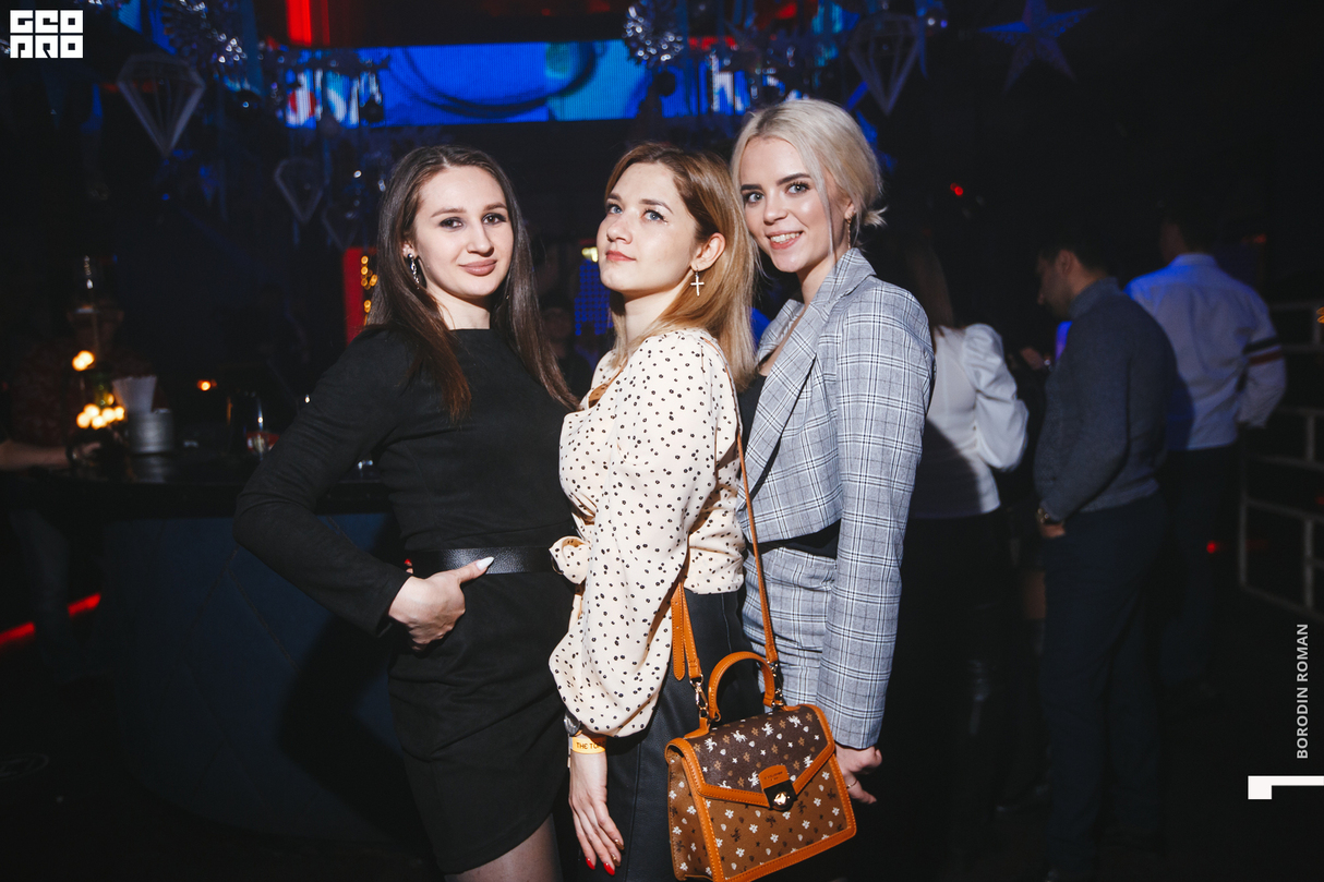 Saturday party 10