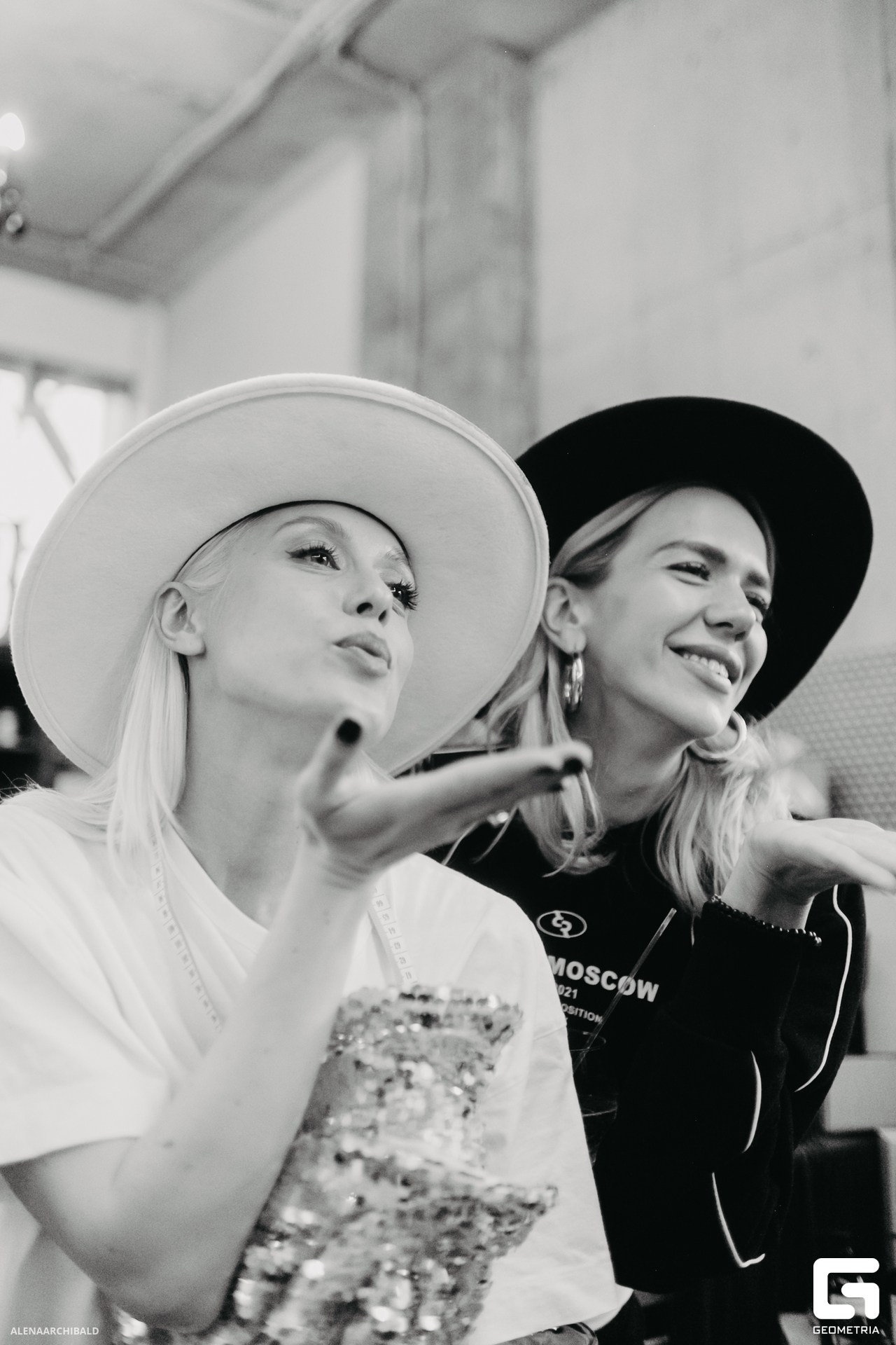 2023-04-27 18-46-35_alenaarchibald208.JPG