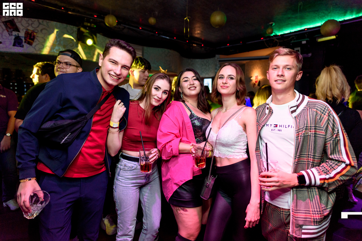 The Party of 2000s: Ночь ностальгии // Friday Party at Fashion Club 13