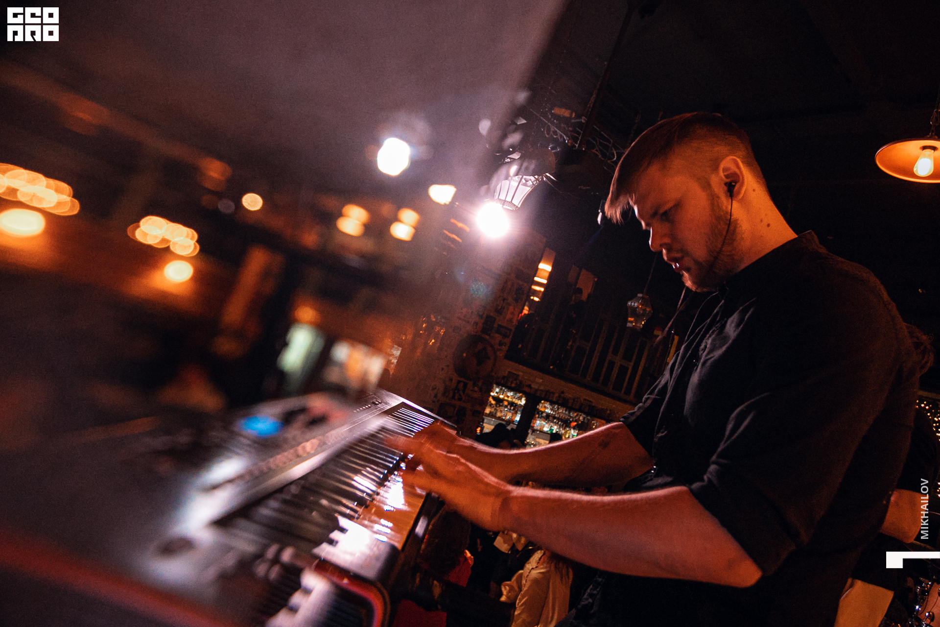 030-03-04-2021-23-47-The Optimist - Mikhailov - 2560.jpg