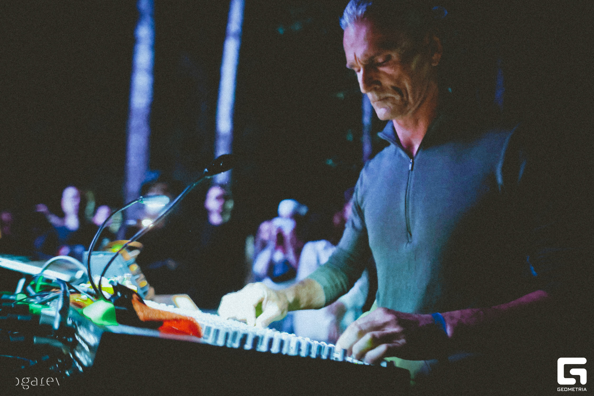 OUTLINE 2025-159.jpg